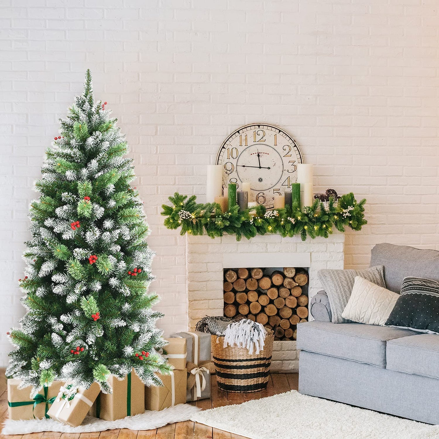 GYMAX Christmas Tree Premium Hinged Artificial Tree with Snow Pine Needle